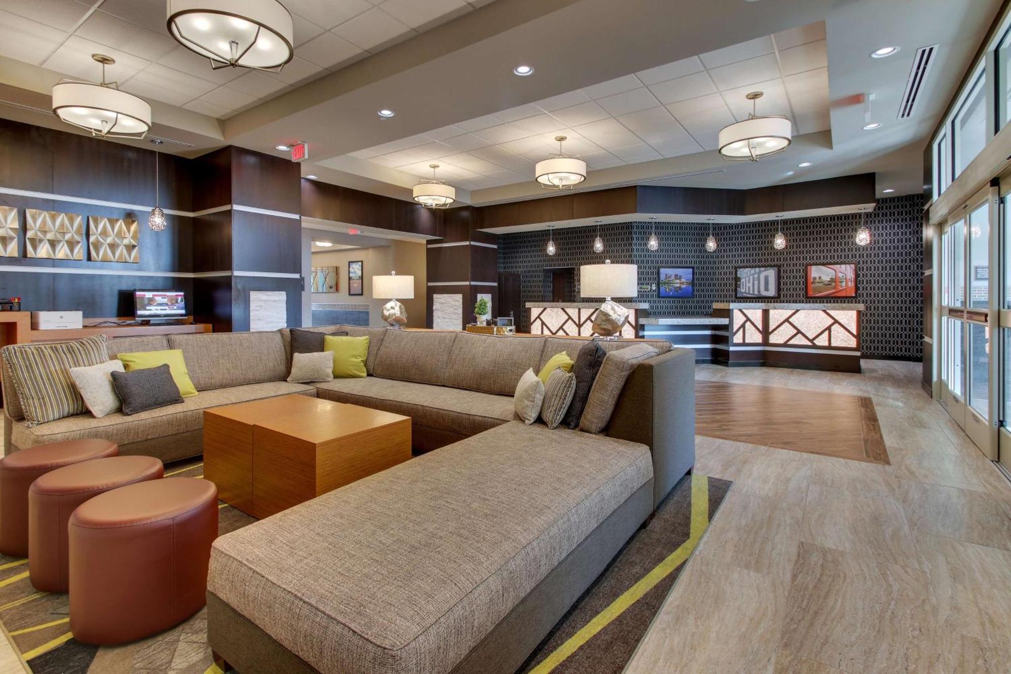 Drury Inn & Suites Columbus Polaris エクステリア 写真