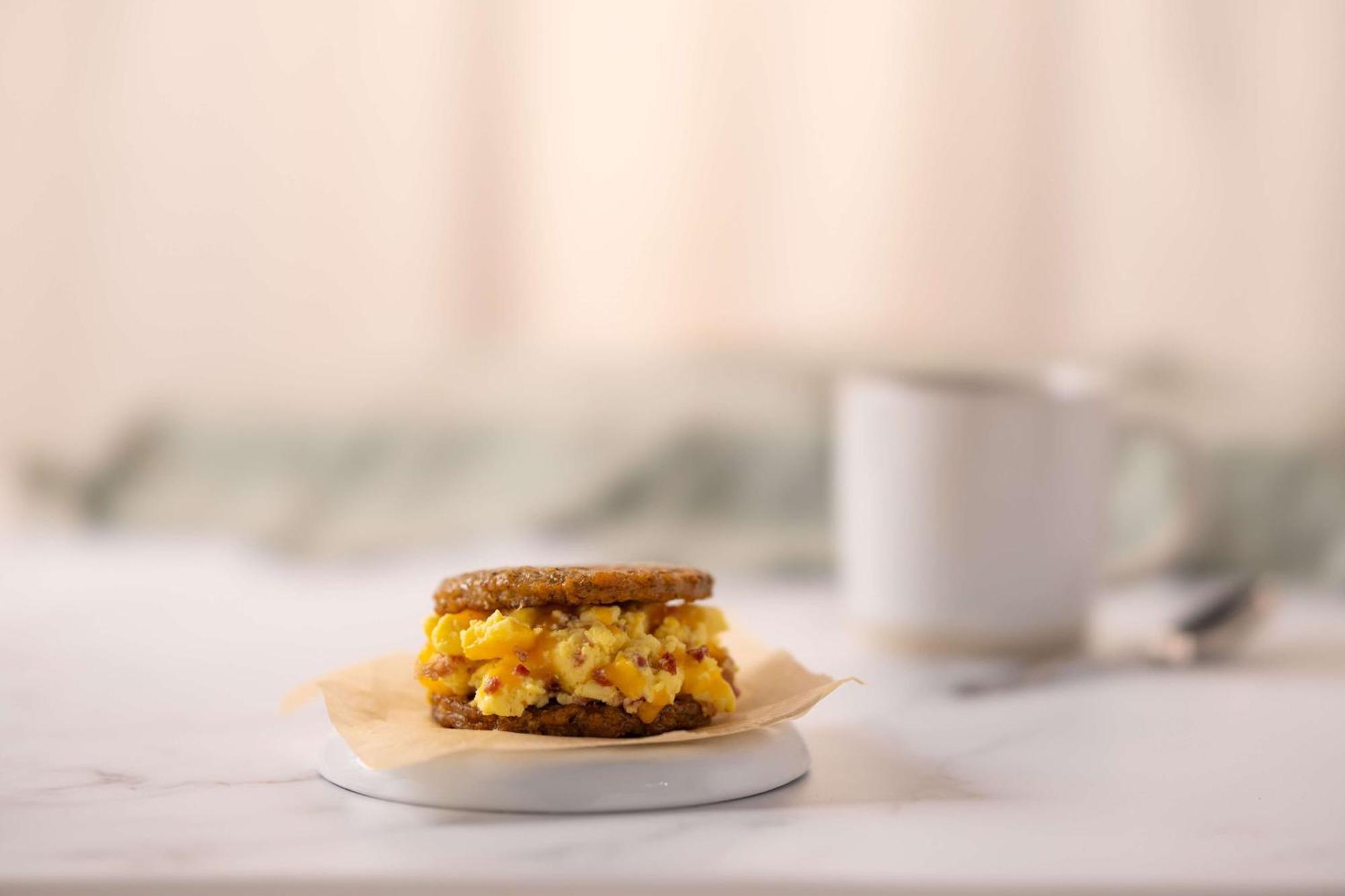 Drury Inn & Suites Columbus Polaris エクステリア 写真